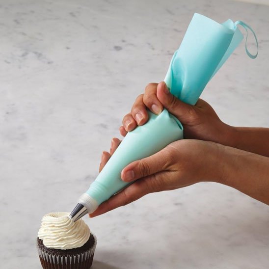 Kit à patisserie | Chef Excellence - {{ merveilleux cake {{ moule à cake } {{ casserole }} {{ product_cake }} {{ merveilleux cake}}